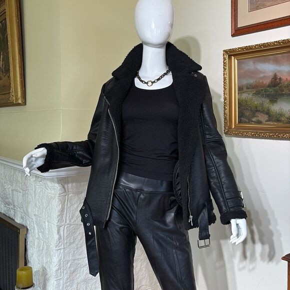 Forever 21 Faux Leather Shearling Lined Biker Zippered Jacket - Picture 7 of 11